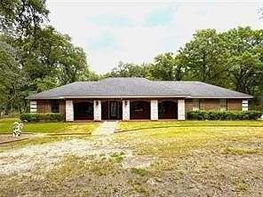 2 Acres of Residential Land with Home for Sale in Quinlan, Texas