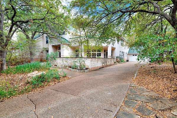 2 Acres of Residential Land with Home for Sale in Oak Point, Texas