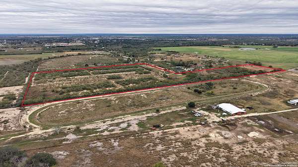 38 Acres of Land for Sale in Lytle, Texas