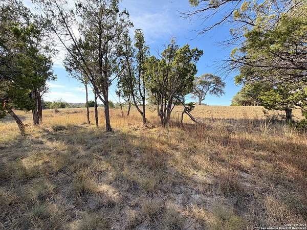 1.2 Acres of Residential Land for Sale in Canyon Lake, Texas