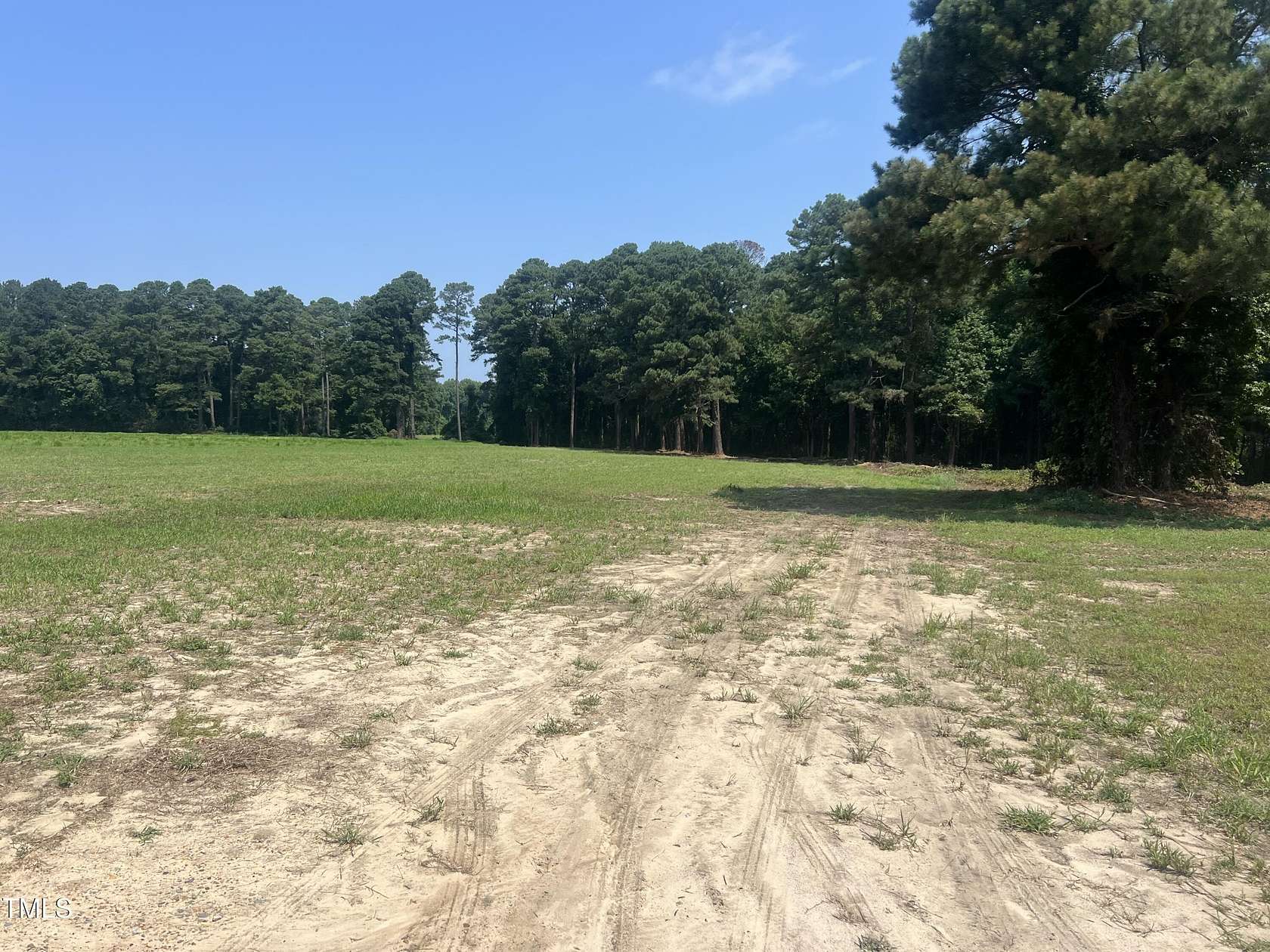 6 Acres of Residential Land for Sale in Dunn, North Carolina