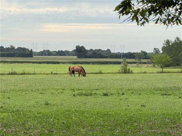 10 Acres of Land for Sale in Harrisonville, Missouri