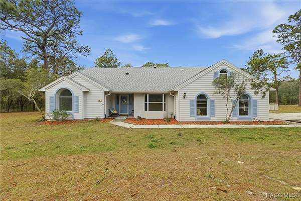 21.7 Acres of Land with Home for Sale in Dunnellon, Florida