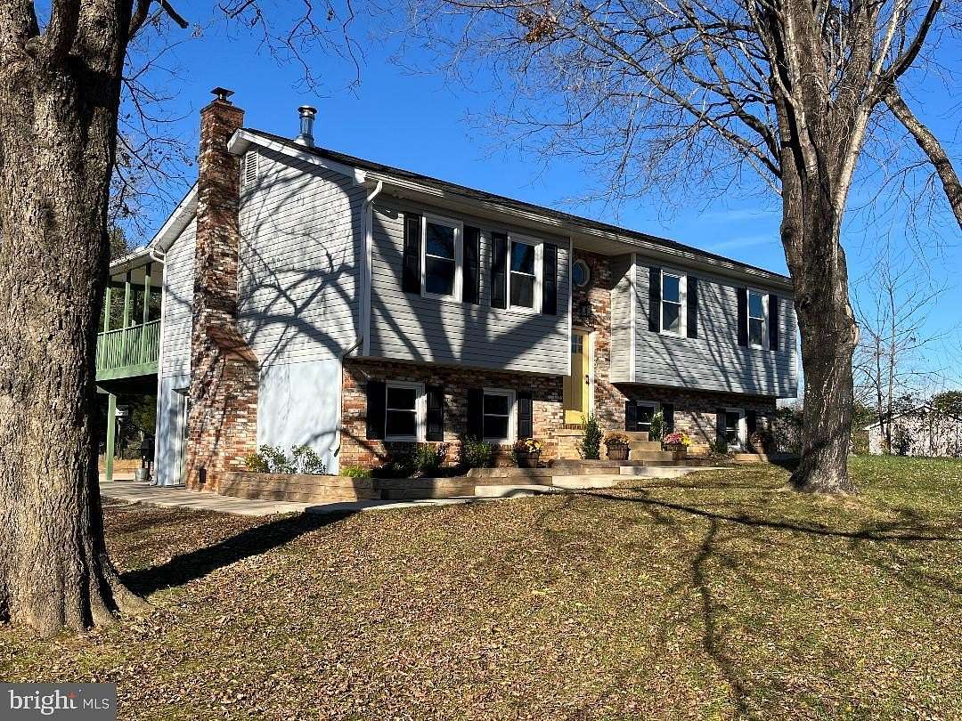 3 Acres of Residential Land with Home for Sale in Fredericksburg, Virginia