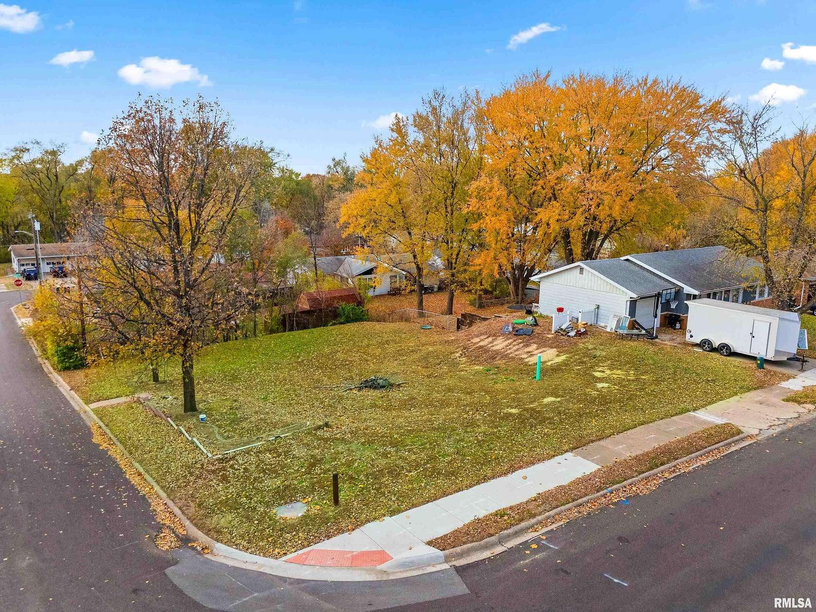 0.19 Acres of Residential Land for Sale in Pekin, Illinois