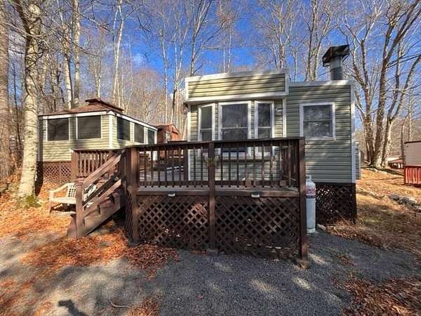 0.13 Acres of Residential Land for Sale in Gouldsboro, Pennsylvania