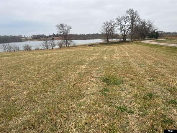 10 Acres of Residential Land for Sale in Yutan, Nebraska