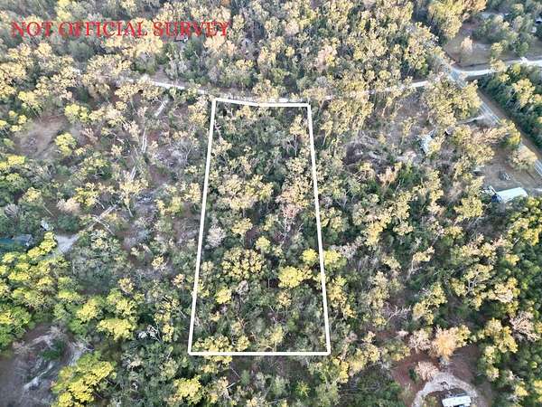 2.5 Acres of Land for Sale in Old Town, Florida