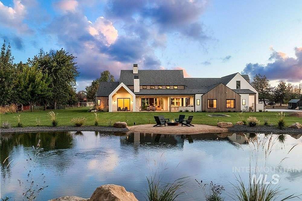 2.44 Acres of Land with Home for Sale in Eagle, Idaho