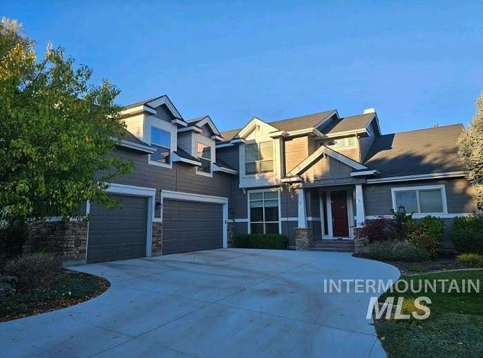 1.74 Acres of Residential Land with Home for Sale in Boise, Idaho