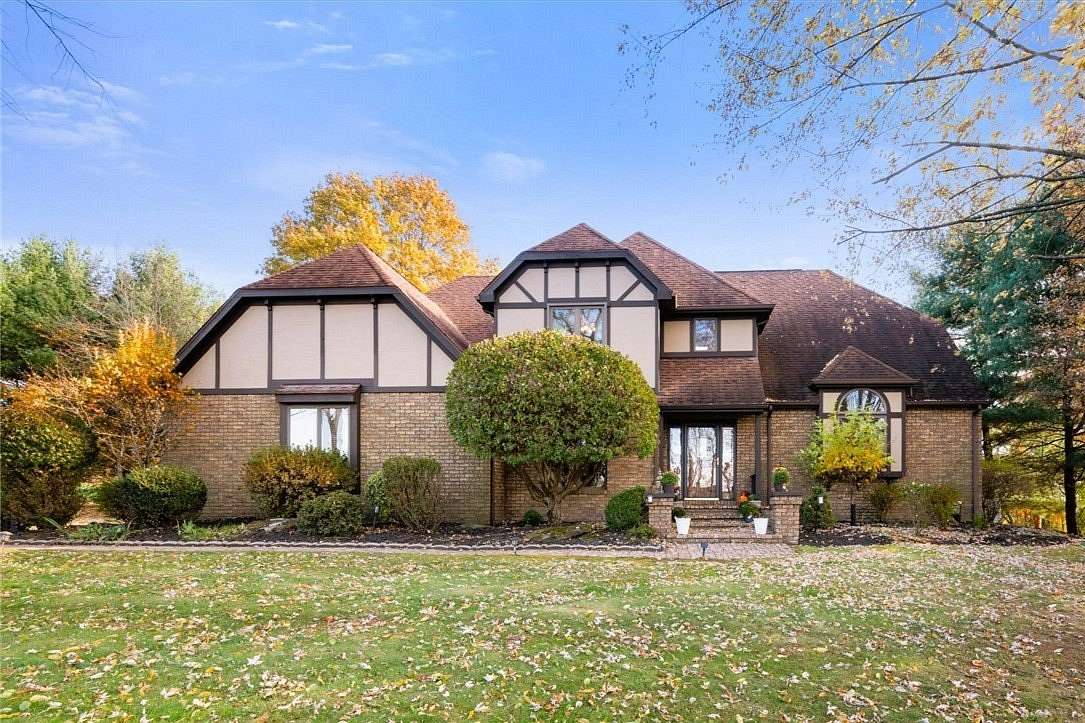 4.89 Acres of Land with Home for Sale in Washington, Pennsylvania