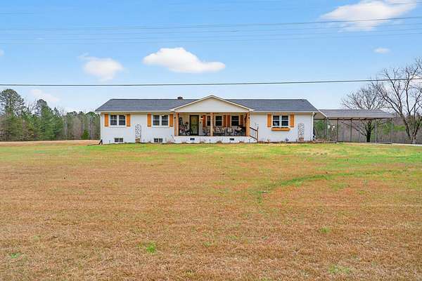 16.8 Acres of Land with Home for Sale in Gaffney, South Carolina