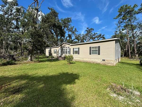 25 Acres of Recreational Land with Home for Sale in Valdosta, Georgia