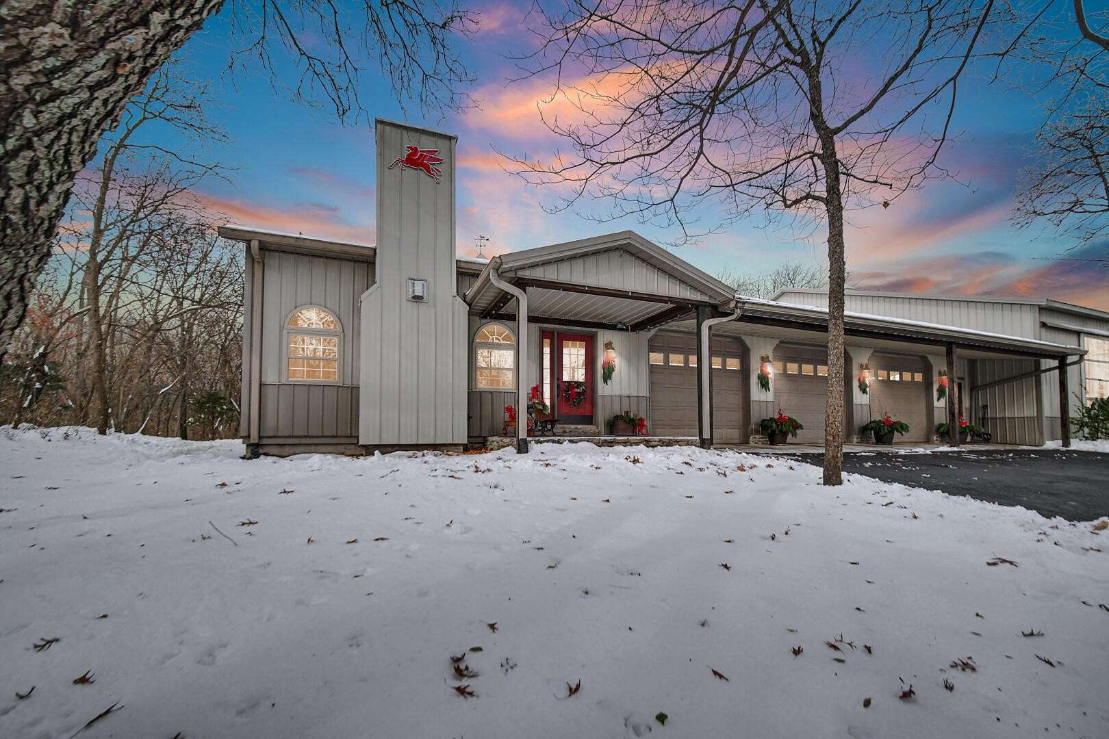 13.9 Acres of Land with Home for Sale in Lake Village, Indiana