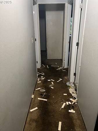 5.22 Acres of Residential Land with Home for Sale in Forest Grove, Oregon