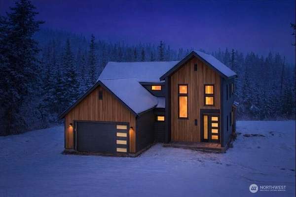 2 Acres of Residential Land with Home for Sale in Cle Elum, Washington