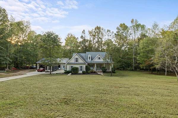 6.5 Acres of Residential Land with Home for Sale in LaFayette, Georgia