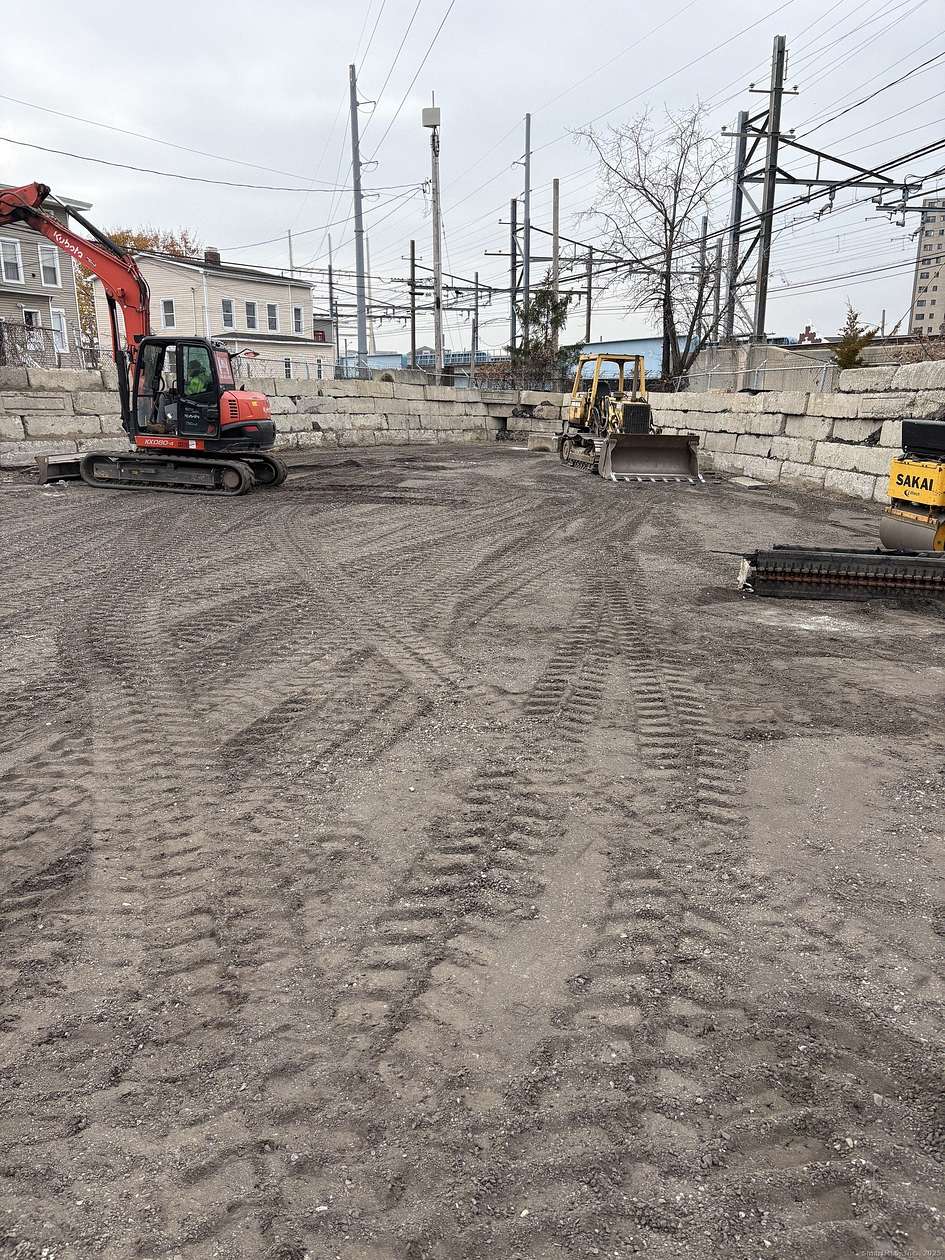 0.2 Acres of Commercial Land for Lease in Bridgeport, Connecticut