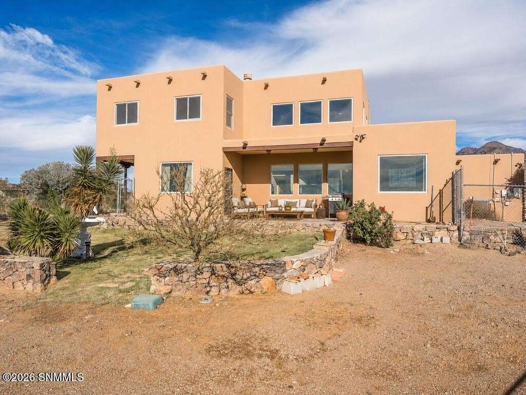 2.5 Acres of Land with Home for Sale in Las Cruces, New Mexico