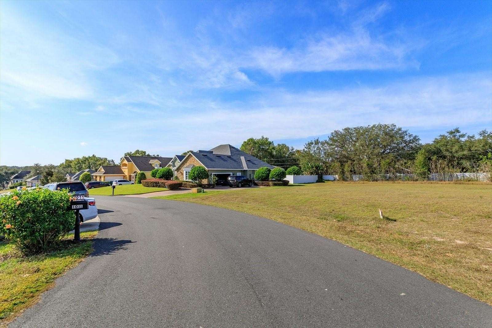 0.44 Acres of Residential Land for Sale in Fruitland Park, Florida