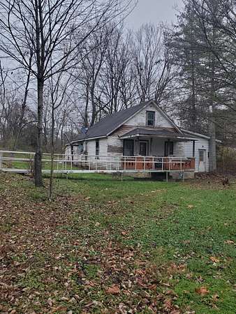2.2 Acres of Residential Land with Home for Sale in Somerset, Kentucky