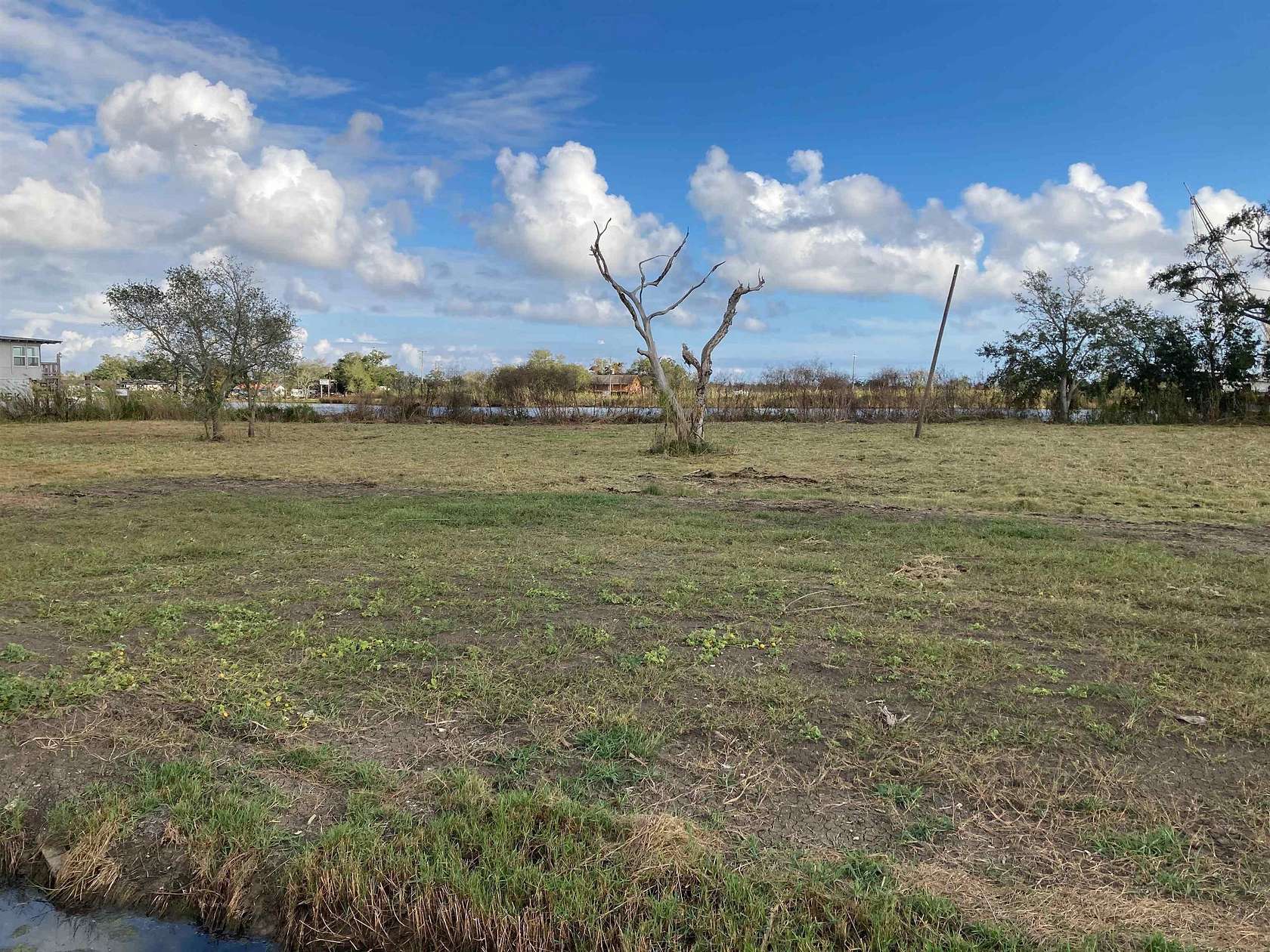 0.98 Acres of Land for Sale in Dulac, Louisiana
