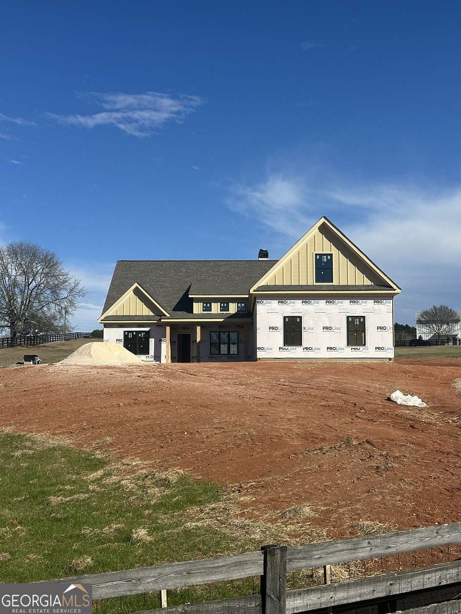 2 Acres of Residential Land with Home for Sale in Monroe, Georgia