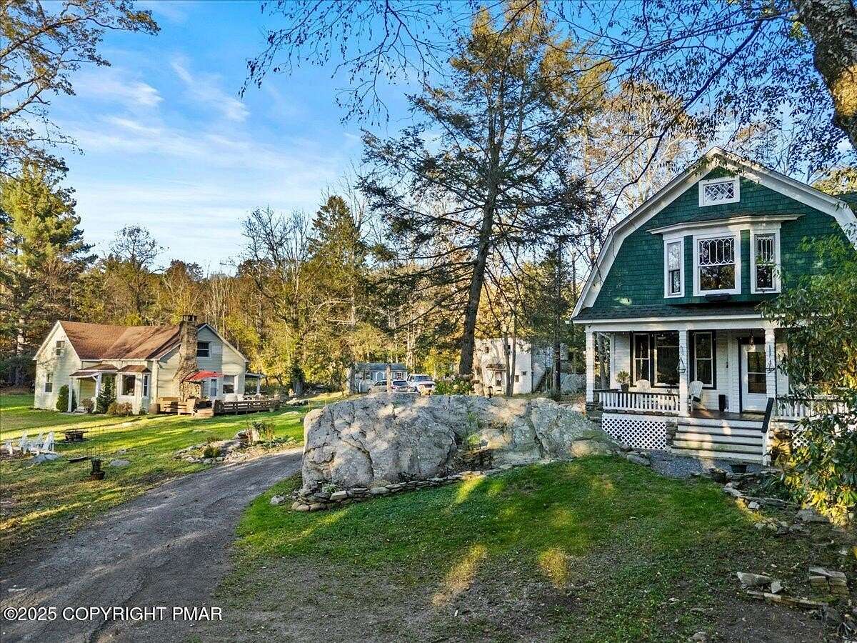 2.3 Acres of Residential Land with Home for Sale in Canadensis, Pennsylvania