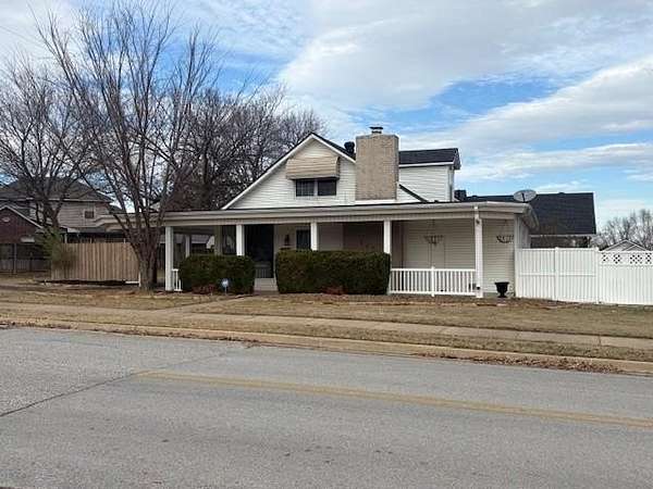 2 Acres of Residential Land with Home for Sale in Springdale, Arkansas