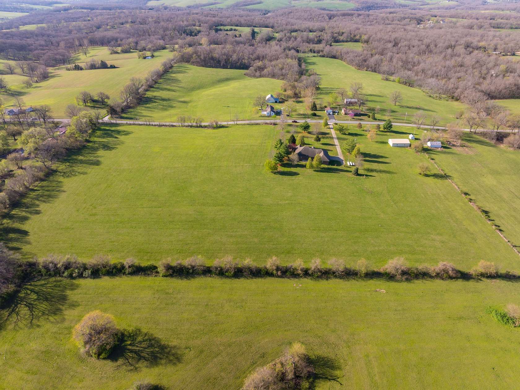 35 Acres of Land for Sale in Aurora, Missouri