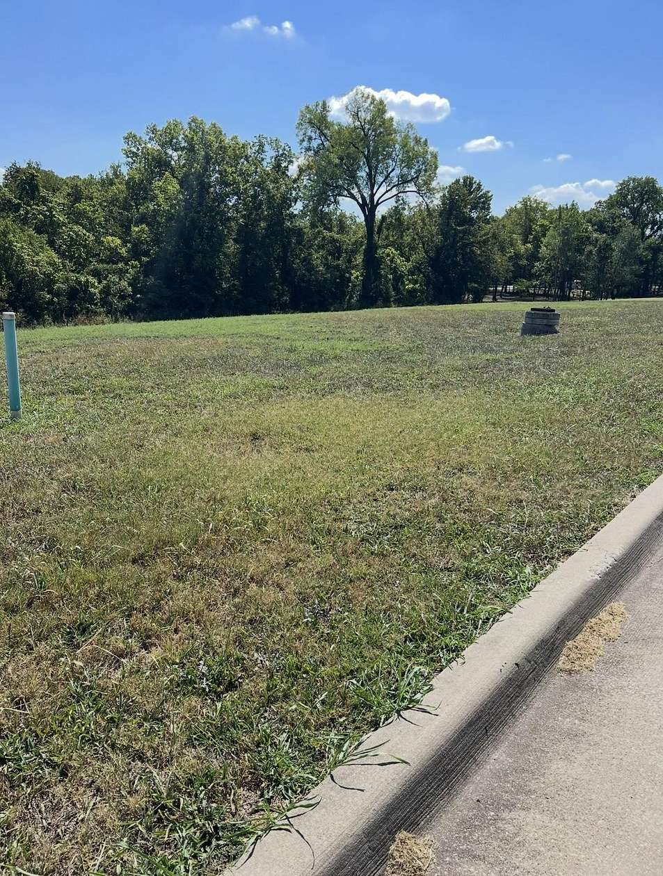 1.72 Acres of Residential Land for Sale in Webb City, Missouri