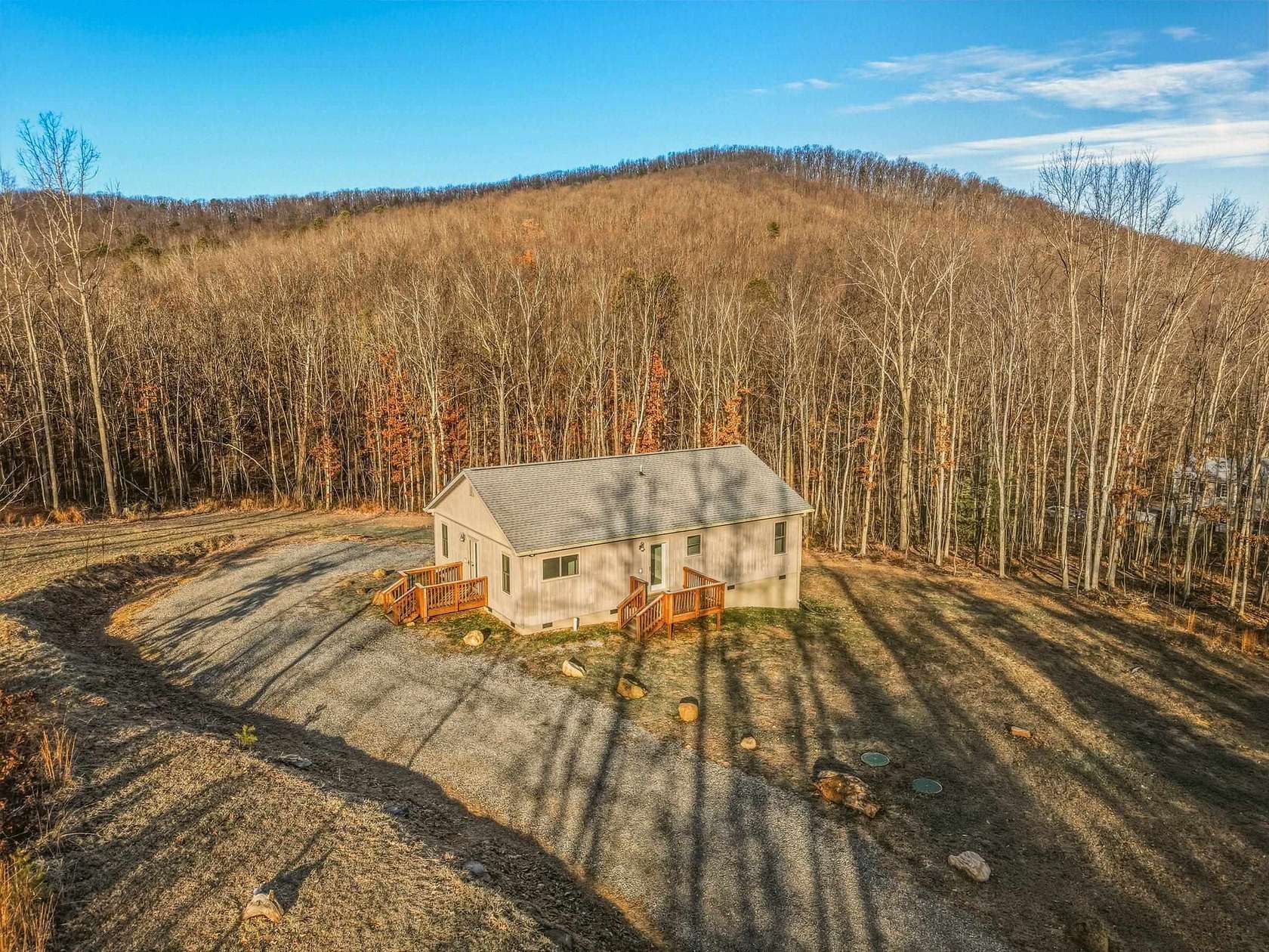 3 Acres of Residential Land with Home for Sale in Luray, Virginia