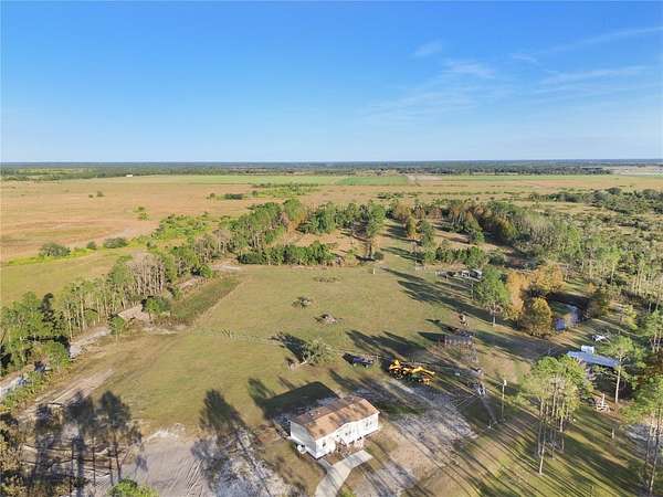19 Acres of Land with Home for Sale in Ona, Florida