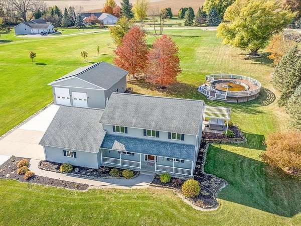 2 Acres of Residential Land with Home for Sale in Stockton, Illinois