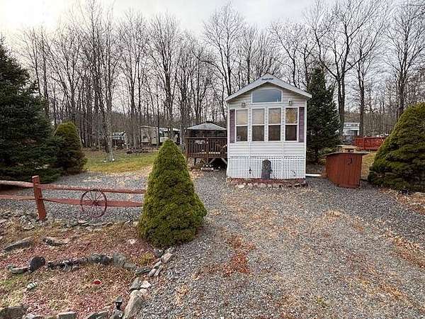 0.14 Acres of Residential Land for Sale in Gouldsboro, Pennsylvania