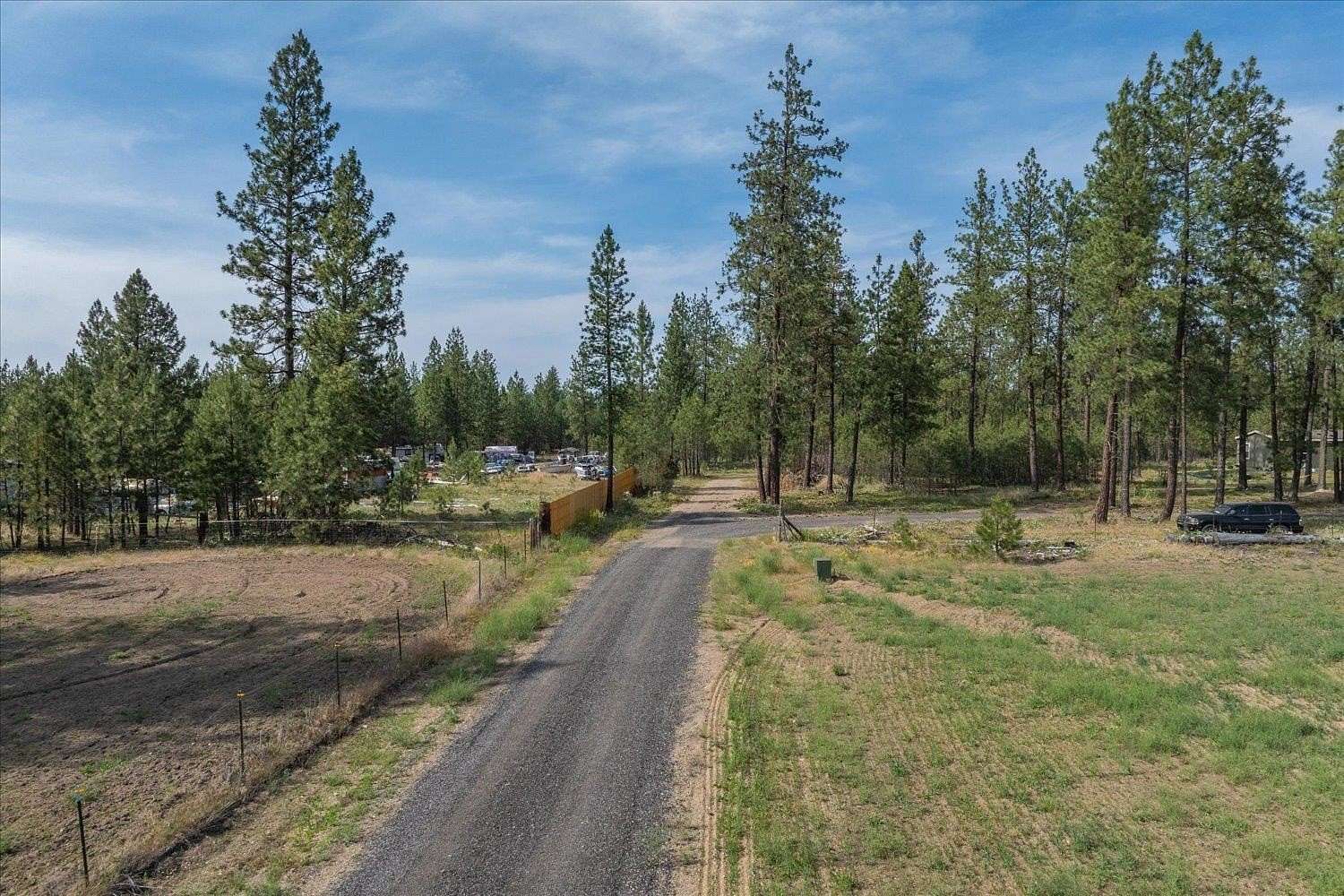 2 Acres of Residential Land for Sale in Chattaroy, Washington