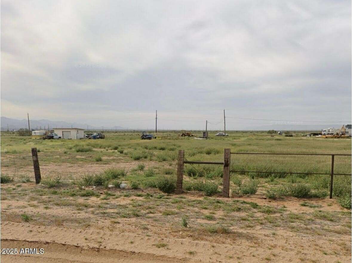 21 Acres of Land with Home for Sale in Golden Valley, Arizona