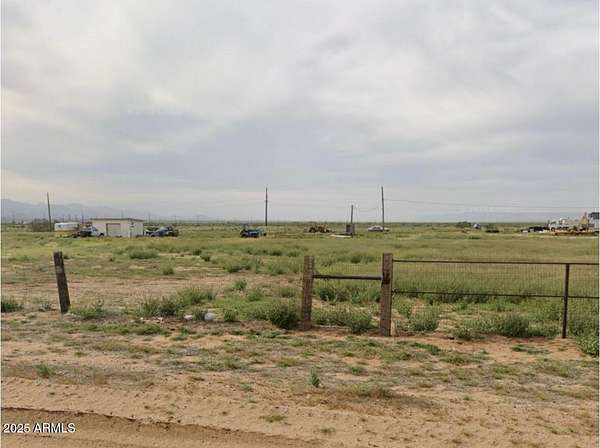 21 Acres of Land with Home for Sale in Golden Valley, Arizona