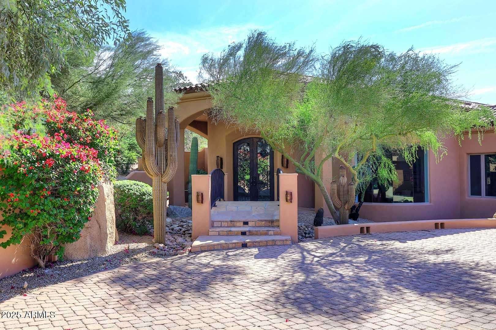 1.72 Acres of Residential Land with Home for Sale in Scottsdale, Arizona