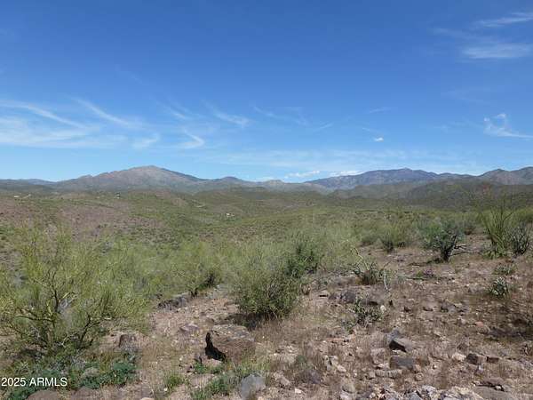 4 Acres of Residential Land for Sale in Morristown, Arizona