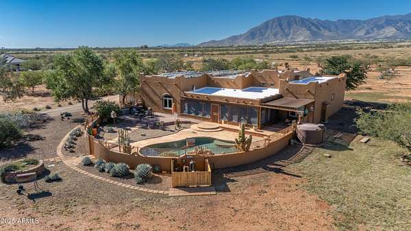 8 Acres of Land with Home for Sale in Hereford, Arizona