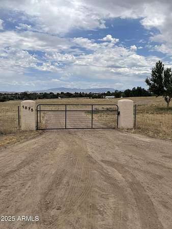 5.1 Acres of Residential Land for Sale in Chino Valley, Arizona
