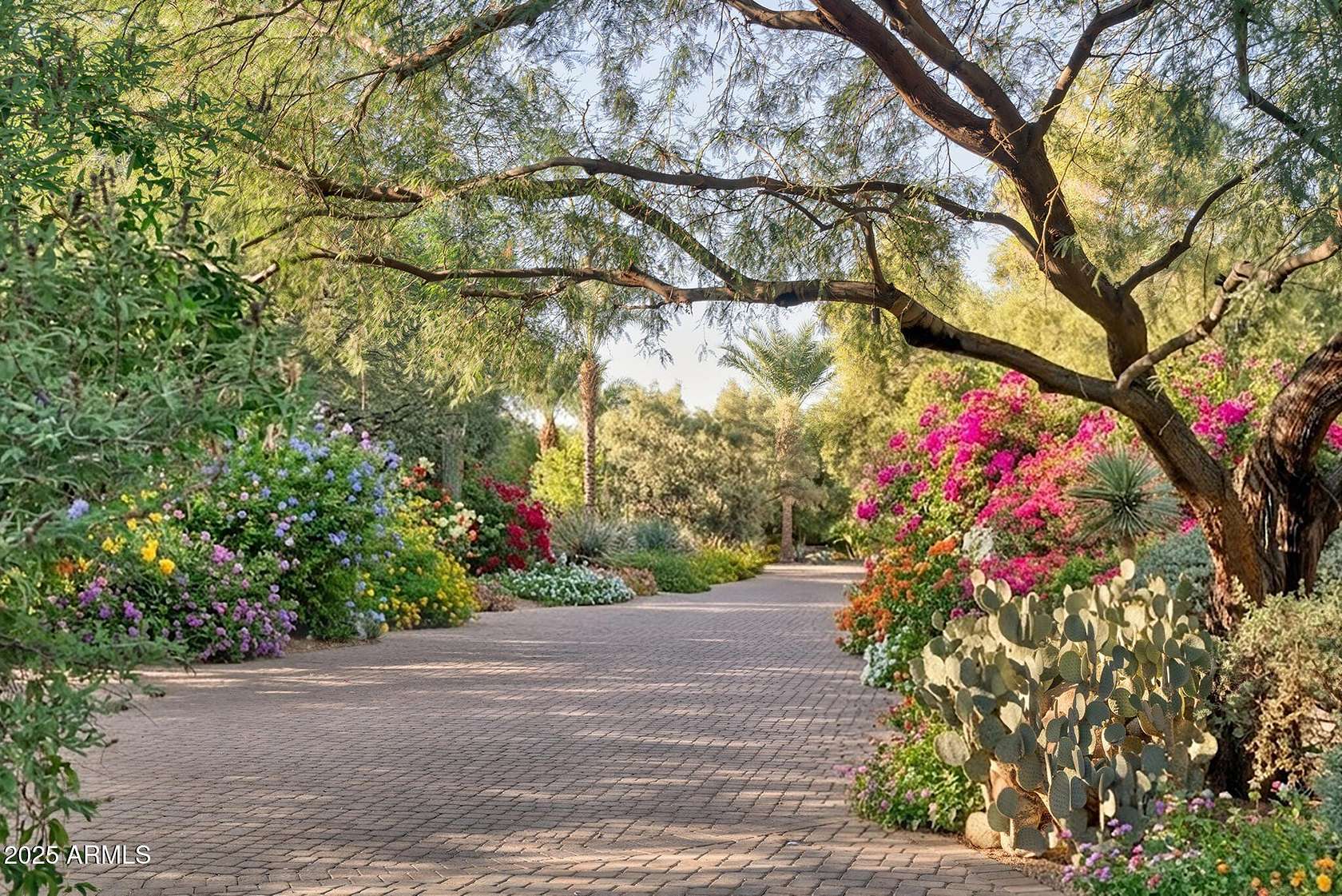 5 Acres of Residential Land with Home for Sale in Paradise Valley, Arizona