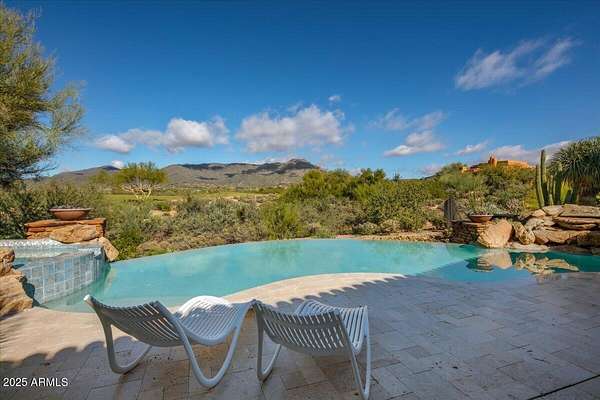 1.7 Acres of Residential Land with Home for Sale in Scottsdale, Arizona