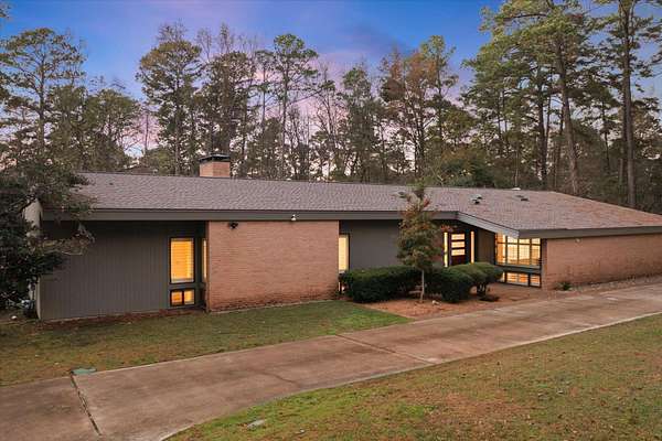 18.8 Acres of Land with Home for Sale in Longview, Texas