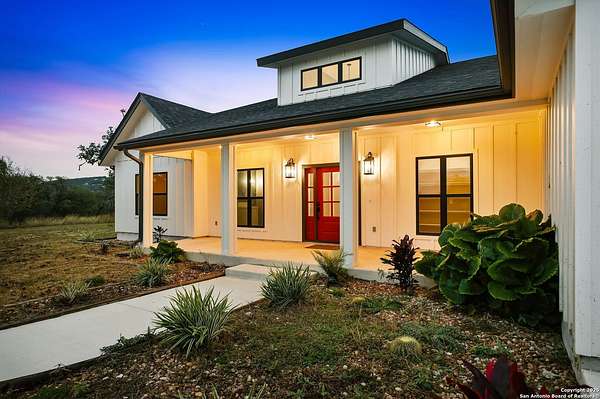 1.5 Acres of Residential Land with Home for Sale in Pipe Creek, Texas