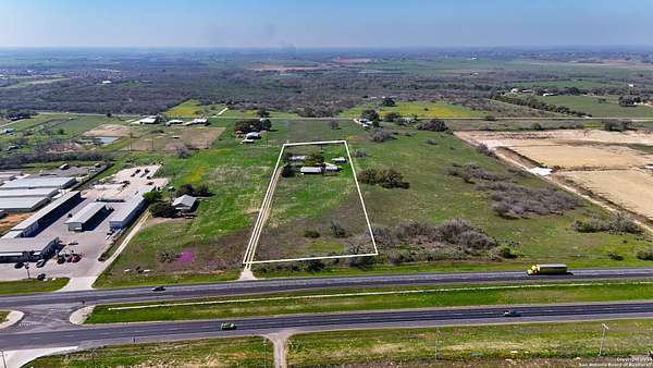 5 Acres of Improved Mixed-Use Land for Sale in Floresville, Texas