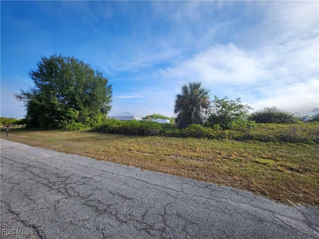 0.3 Acres of Residential Land for Sale in LaBelle, Florida