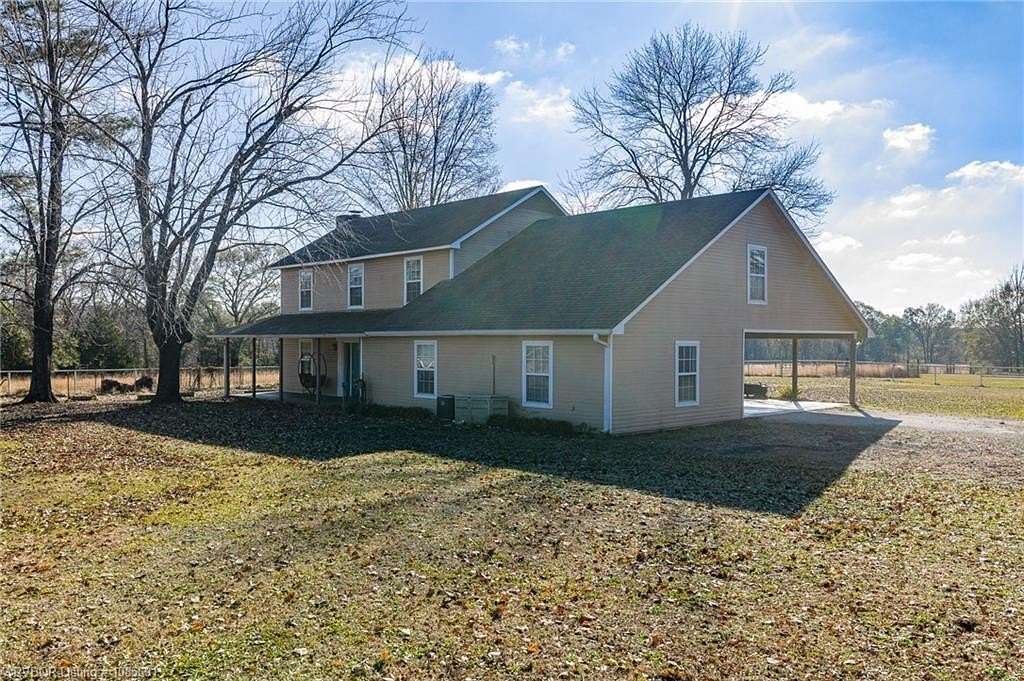 17 Acres of Land with Home for Sale in Sallisaw, Oklahoma