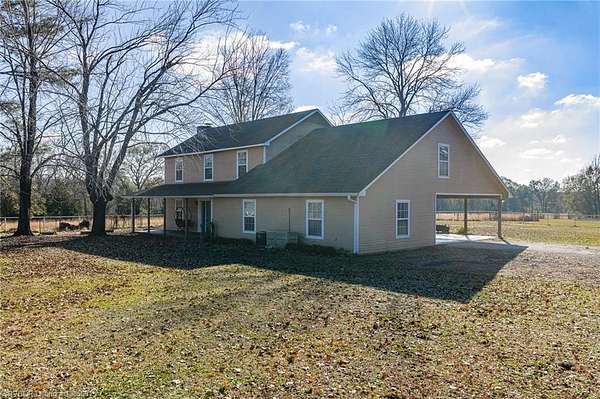 17 Acres of Land with Home for Sale in Sallisaw, Oklahoma